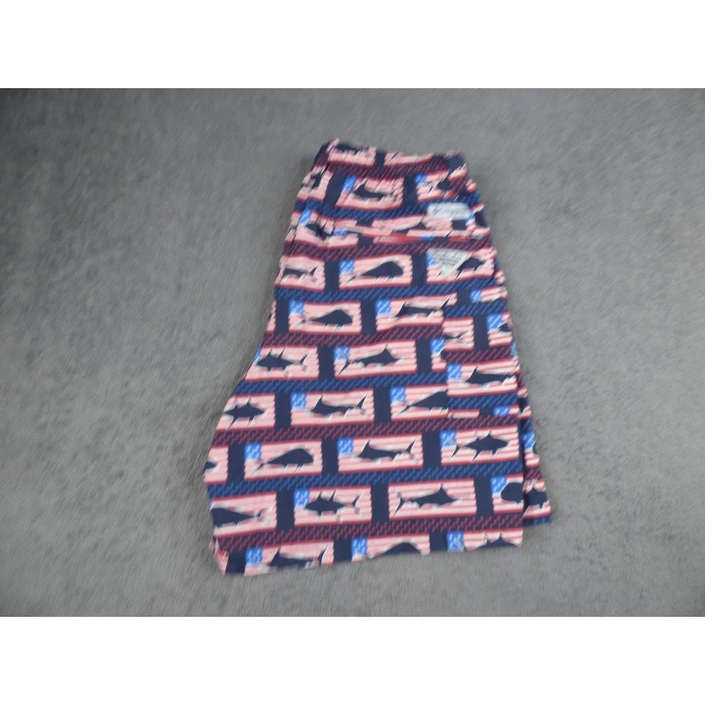 Columbia PFG Mens Shorts Medium Blue Red American Flag Fish Print Mesh Lined 6in